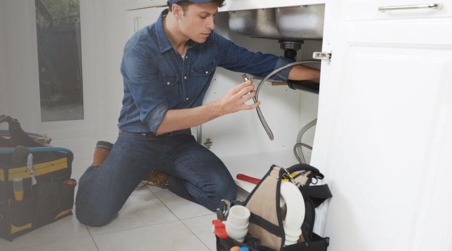 Local water heater installation in Thompson, OH